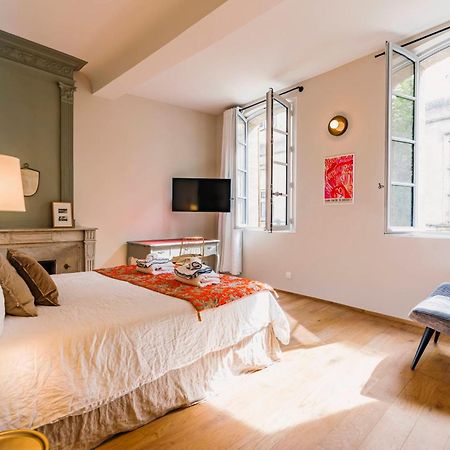 Le Petit Avignon - Chambres & Appartement A Deux Pas Du Pont D'Avignon Et Du Palais Des Papes Dış mekan fotoğraf