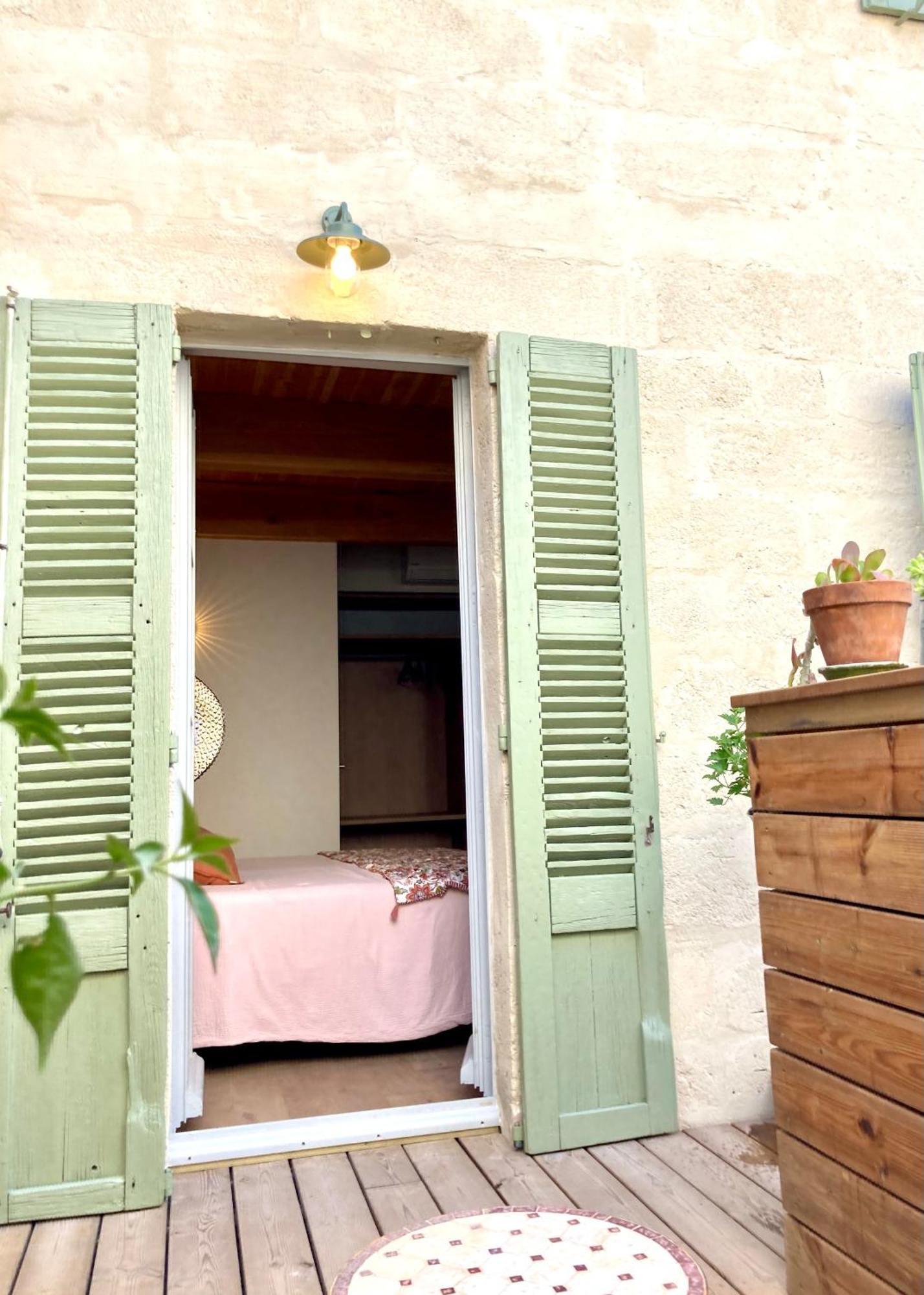 Le Petit Avignon - Chambres & Appartement A Deux Pas Du Pont D'Avignon Et Du Palais Des Papes Oda fotoğraf