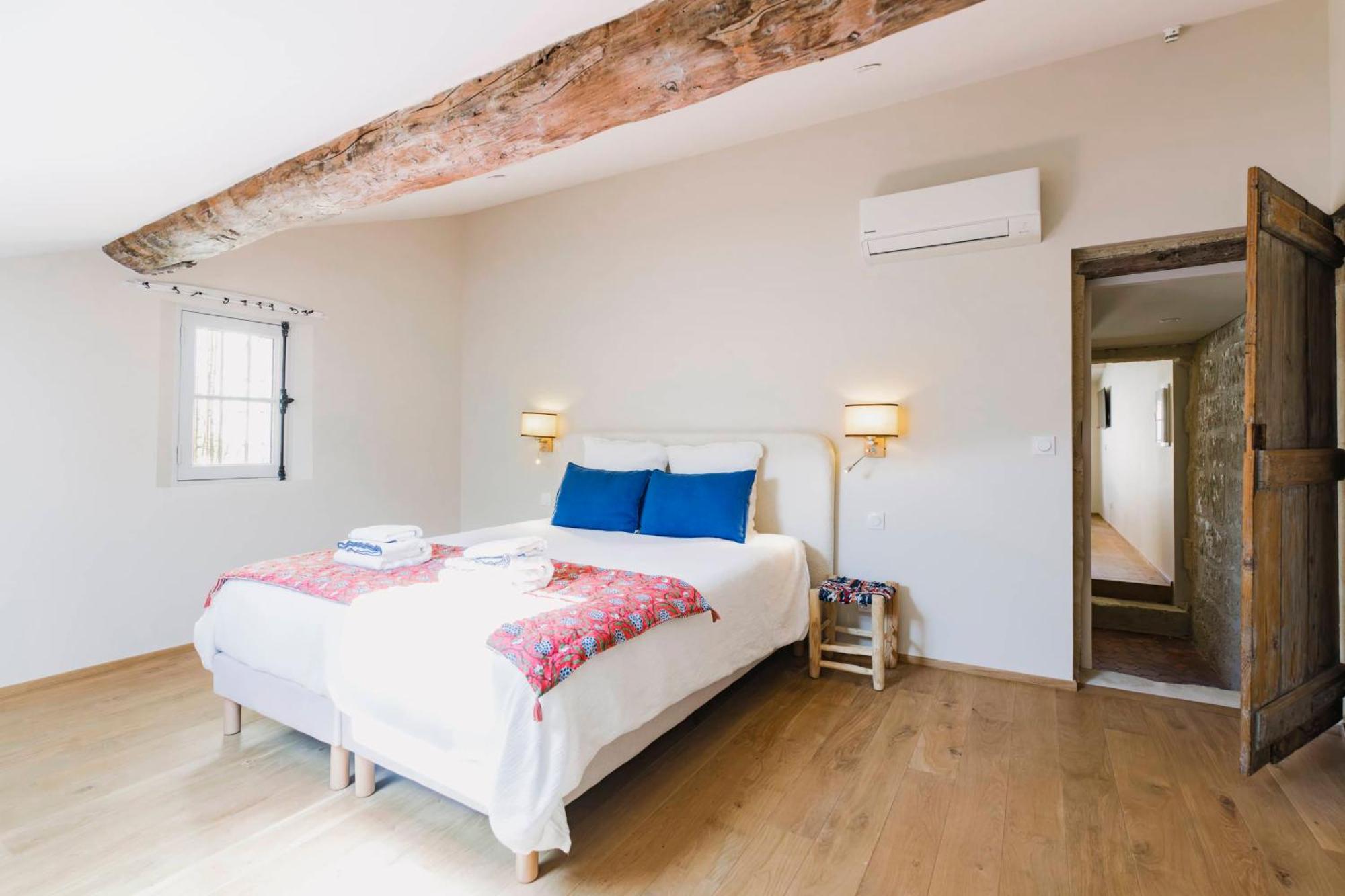 Le Petit Avignon - Chambres & Appartement A Deux Pas Du Pont D'Avignon Et Du Palais Des Papes Dış mekan fotoğraf