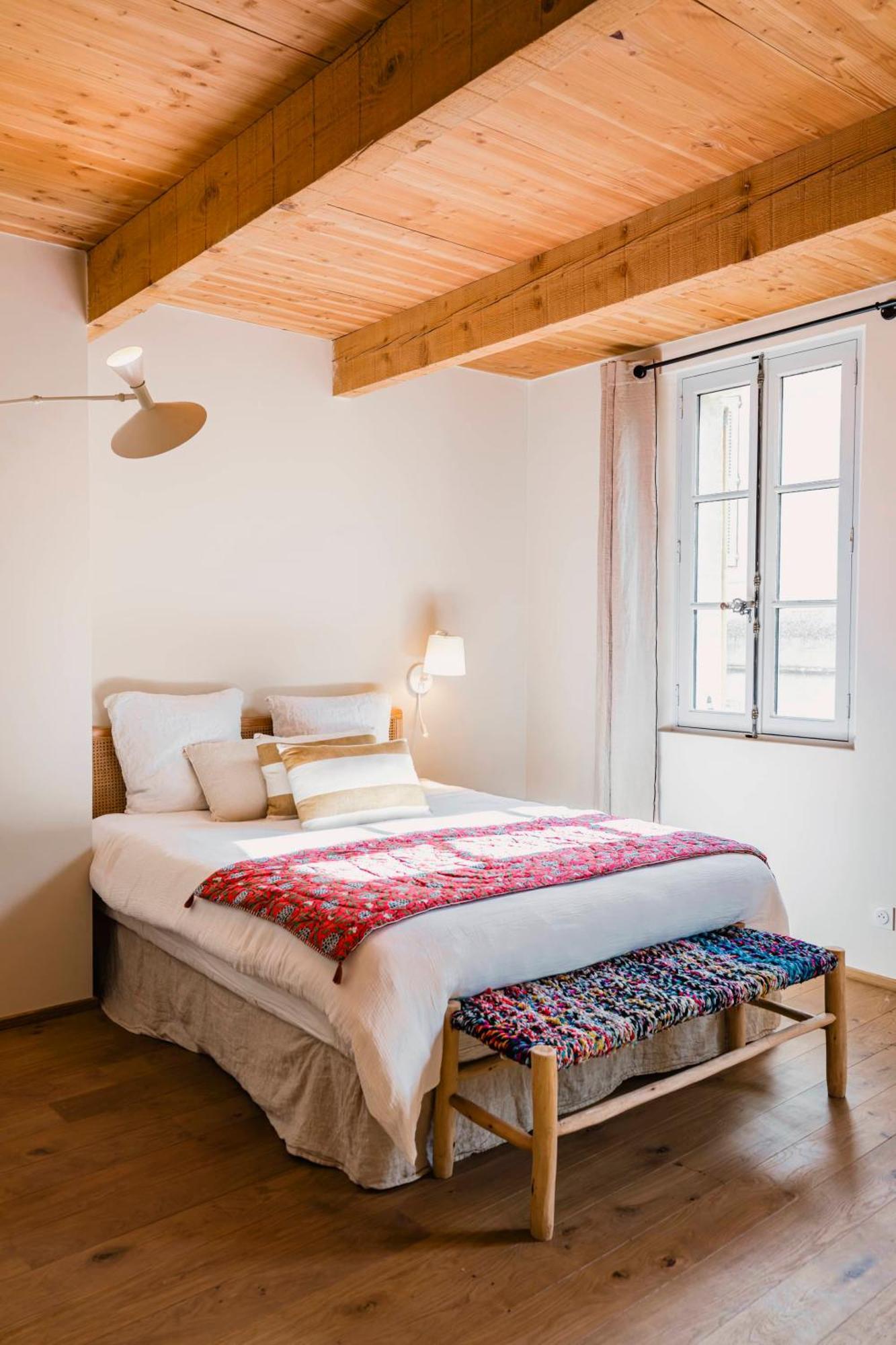 Le Petit Avignon - Chambres & Appartement A Deux Pas Du Pont D'Avignon Et Du Palais Des Papes Dış mekan fotoğraf
