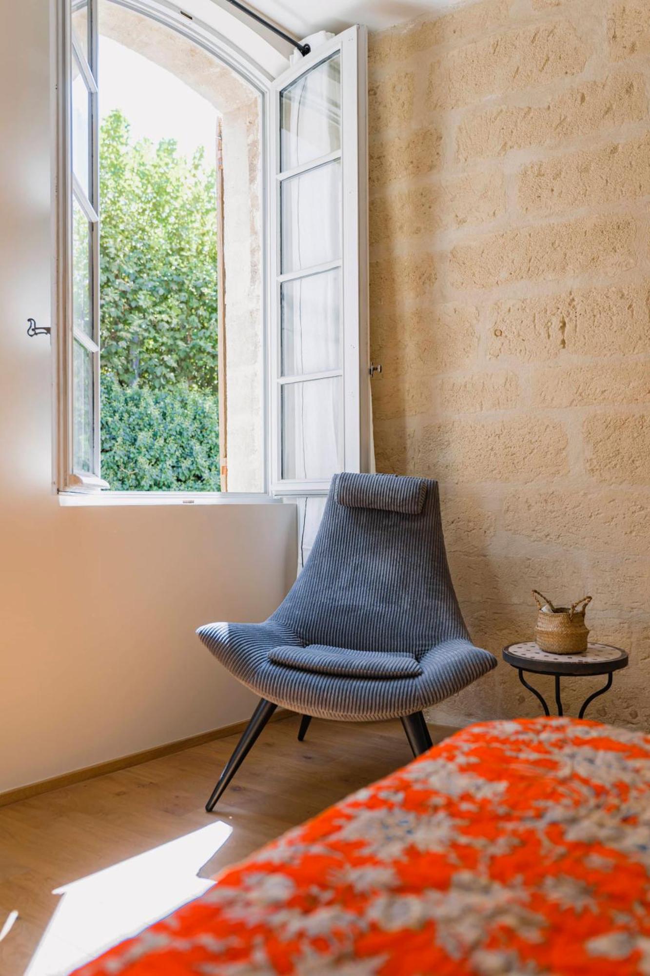 Le Petit Avignon - Chambres & Appartement A Deux Pas Du Pont D'Avignon Et Du Palais Des Papes Dış mekan fotoğraf